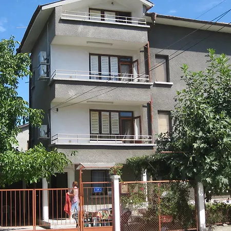 דירה Ve-ga
